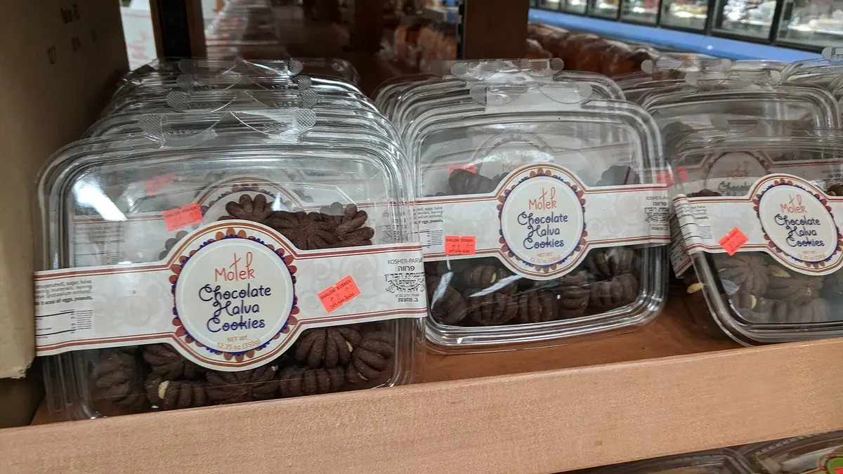 Rowe's Cornish Bakers – bakery in Yate town centre